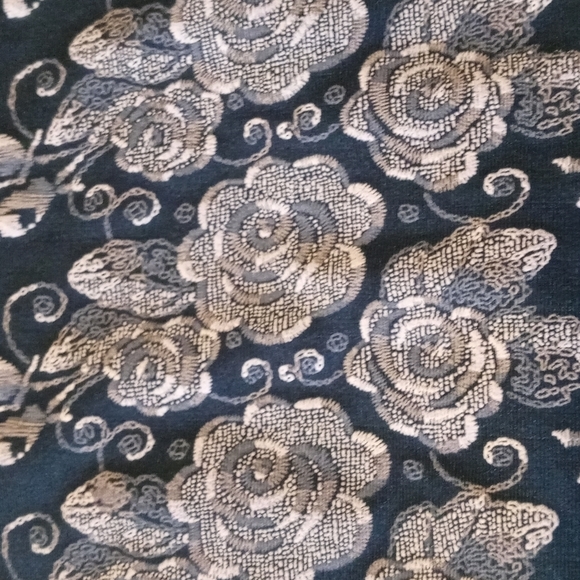 Dress - Picture 4 of 4